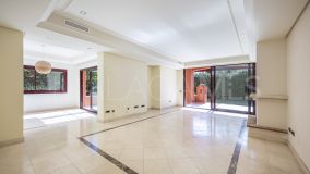 Maison de Ville for sale in Monte Marbella Club, Marbella Golden Mile