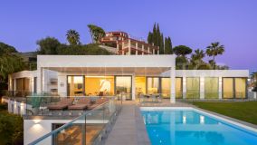 Villa for sale in El Herrojo with 7 bedrooms