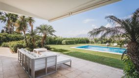 Villa en venta en Hacienda las Chapas, Marbella Este