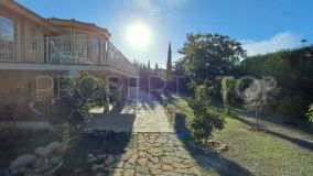 Se vende villa en Elviria