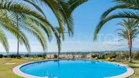 LUXURIOUS APARTMENT WITH SEA VIEWS IN MARBELLA GOLDEN MILE