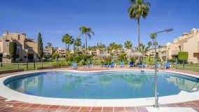 Penthouse for sale in Nueva Atalaya, Estepona East