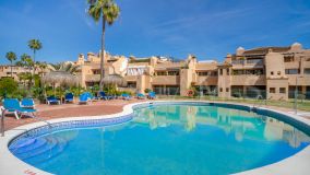 Apartment for sale in Paraiso Barronal, Estepona East