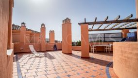 Penthouse for sale in Isdabe, Estepona East