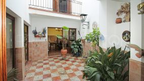 Chalet with 6 bedrooms for sale in Estepona