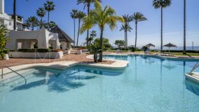 Lägenhet for sale in Alcazaba Beach, Estepona Öst