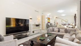 Chalet for sale in Casasola, Estepona Est