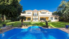 Chalet for sale in Casasola, Estepona Est