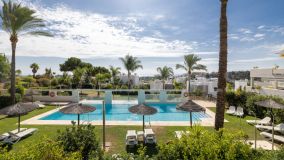 Lägenhet for sale in New Golden Mile, Estepona Öst