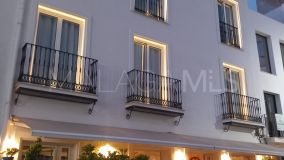Building for sale in Estepona