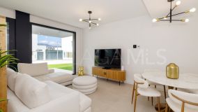 Chalet for sale in Nueva Atalaya, Estepona Est