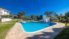 Chalet for sale in Bahia Dorada, Estepona Väst