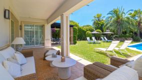 Chalet for sale in Casasola, Estepona Est