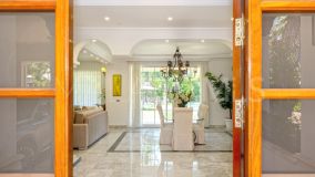 Chalet for sale in Casasola, Estepona Est