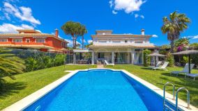 Chalet for sale in Casasola, Estepona Est