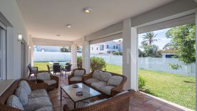 Villa en venta en Marbesa, Marbella Este