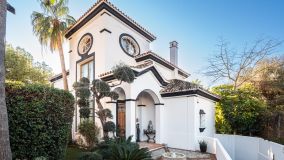 Villa for sale in Huerta Belón, Marbella City