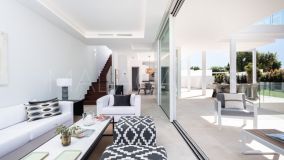 Villa for sale in Xarblanca, Marbella City