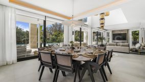 Villa for sale in Altos de Puente Romano, Marbella Golden Mile