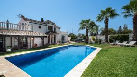 Villa for sale in El Real Panorama, Marbella Öst