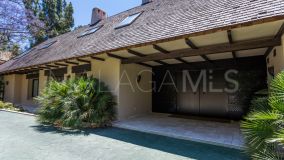 Villa for sale in Rio Real, Marbella Est