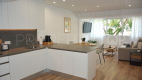 Apartamento doble totalmente reformado en Marbella