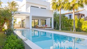 Villa zu verkaufen in Marbesa, Marbella Ost