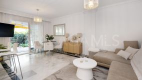 Appartement rez de chaussée for sale in Los Pinos de Nagüeles, Marbella Golden Mile