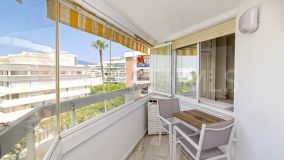 Apartamento en venta en Playa de la Fontanilla, Marbella Ciudad