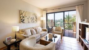 Apartment for sale in Rio Real Golf, Marbella East