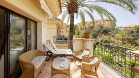 Apartment for sale in Rio Real Golf, Marbella East