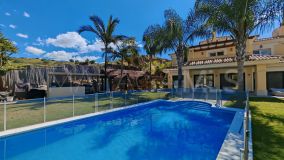 Villa for sale in Santa Clara, Marbella East