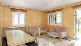 Apartment for sale in Los Pinos de Nagüeles, Marbella Golden Mile
