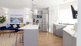 Tvåvånings takvåning for sale in Playa de la Fontanilla, Marbella City