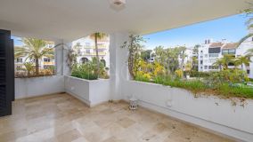 Apartamento en venta en Jardines de las Golondrinas, Marbella Este