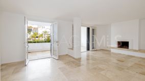 Apartamento en venta en Jardines de las Golondrinas, Marbella Este
