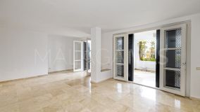 Apartamento en venta en Jardines de las Golondrinas, Marbella Este
