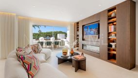Apartment for sale in Los Monteros Palm Beach, Marbella East