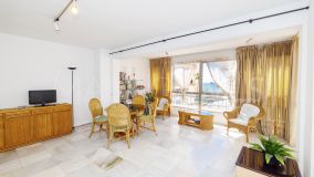 Apartamento en venta en Playa de la Fontanilla, Marbella Ciudad