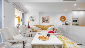 Apartment for sale in Bahia de Marbella, Marbella East