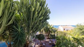 Villa for sale in Rio Real, Marbella Öst