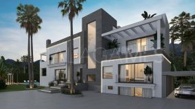 Villa en venta en Nueva Andalucia, Marbella