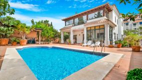 Chalet for sale in San Pedro de Alcantara