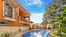 Villa for sale in Nueva Andalucia, 978,000 €