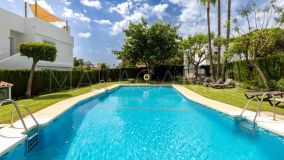 Lägenhet for sale in Nueva Andalucia, Marbella