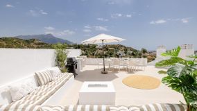 Apartment for sale in Benahavis