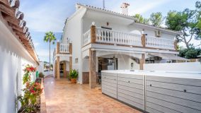 Chalet for sale in Nueva Andalucia, Marbella
