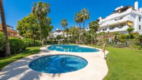 Chalet for sale in Marbella Golden Mile