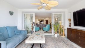 Apartamento en venta en Benahavis
