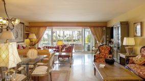 Apartamento en venta en Marbella - Puerto Banus